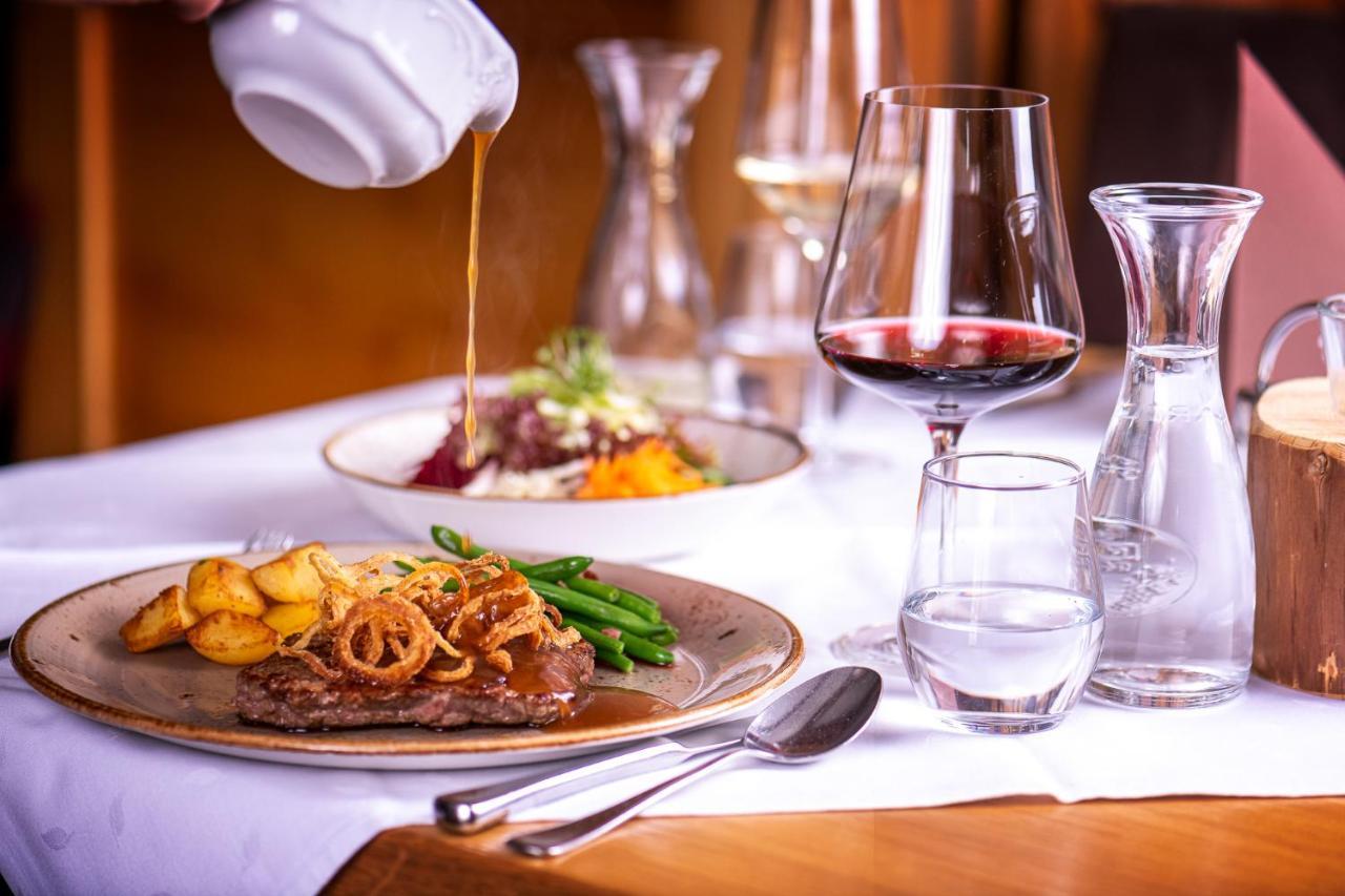 Pension Restaurant Dorfalm Leogang Ngoại thất bức ảnh