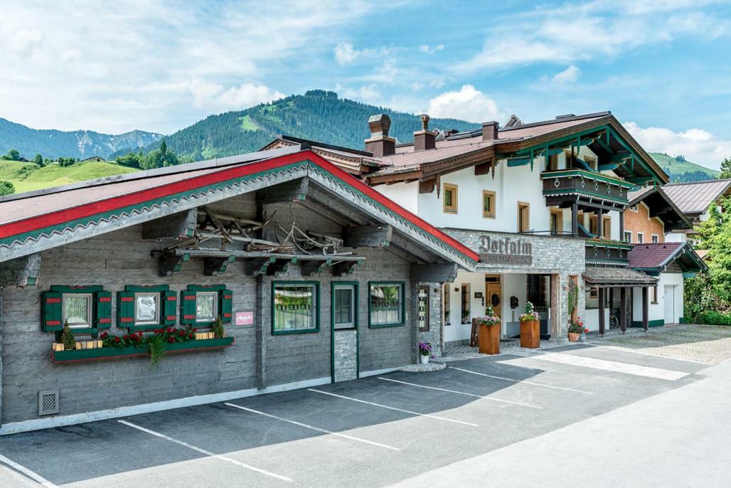 Pension Restaurant Dorfalm Leogang Ngoại thất bức ảnh